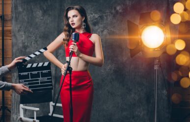 A lobbi, a celeb és a blöff