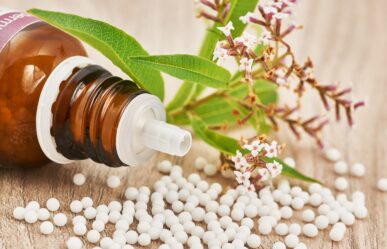 A homoterápia viszonya a homeopátiához