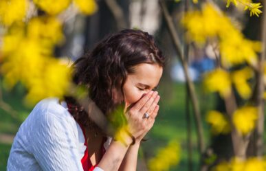 nátha, allergia, pollen, nő