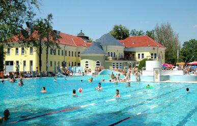 Békéscsaba – gyógyfürdő a város közepén